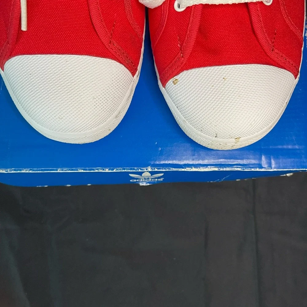 Adidas San Reno Red Size 13‎ Pre Owned w/box